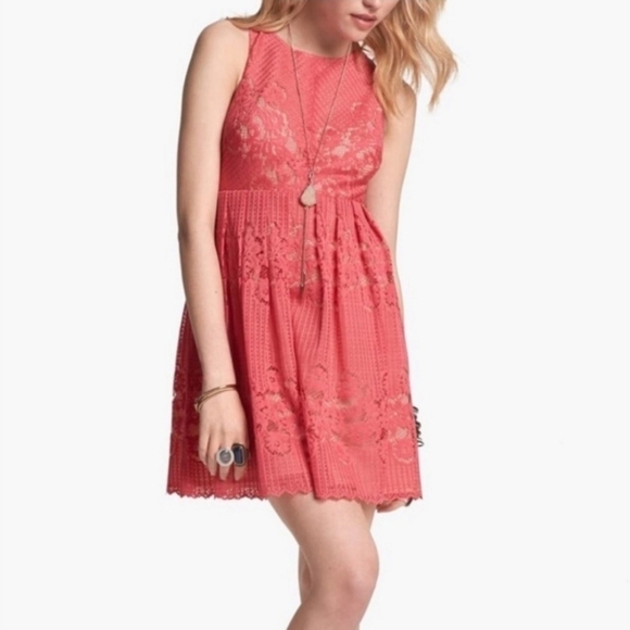 Free People Rocco Coral Lace Fit & Flare Mini Dress Open Back Sleeveless Sz 6 - Picture 6 of 16